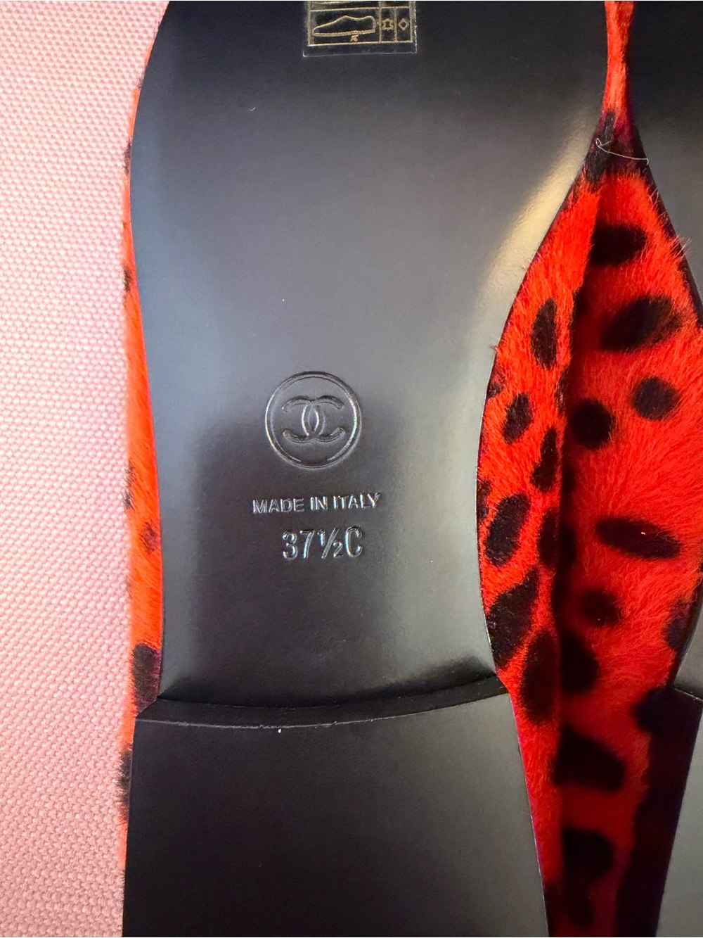 Chanel MÉTIERS D’ART 26 Red Orange Black White Pony Hair Animal Print Flats 37.5 - Picture 16 of 16